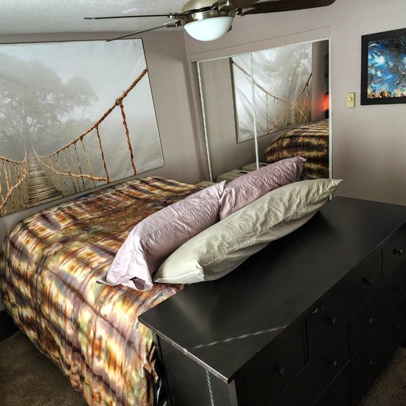 Meet your Posher - Picture 8 of 14